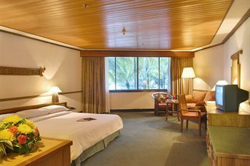 Hotel Damai Beach Resort