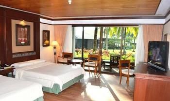 Hotel Damai Beach Resort