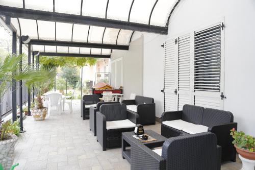 Hotel Villa Dina