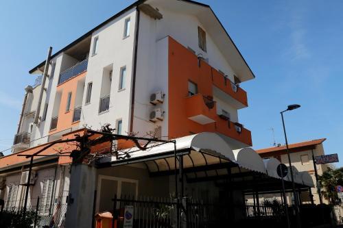 Hotel Villa Dina