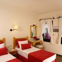Zeytinada Hotel