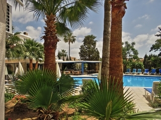 Hotel Hilltop Gardens