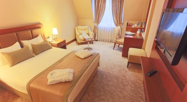 Hotel The Green Park Merter