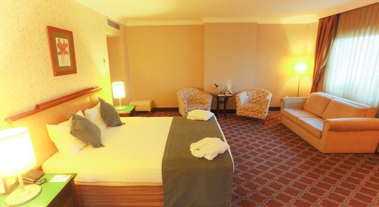 Hotel The Green Park Merter