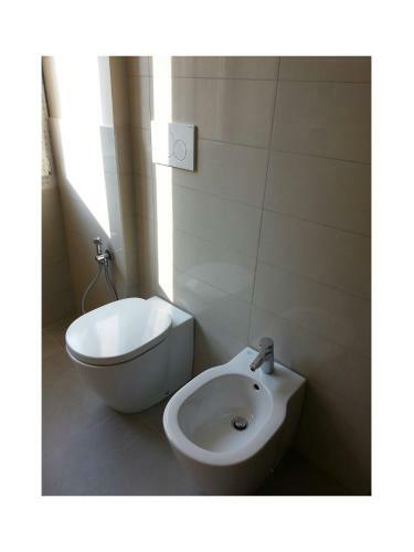 Hll Hotel Lungolago Lecco
