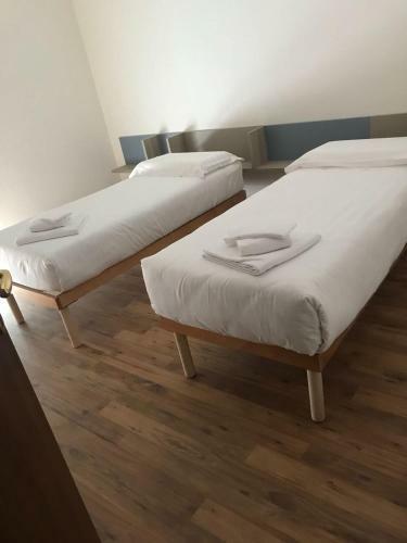 Hll Hotel Lungolago Lecco