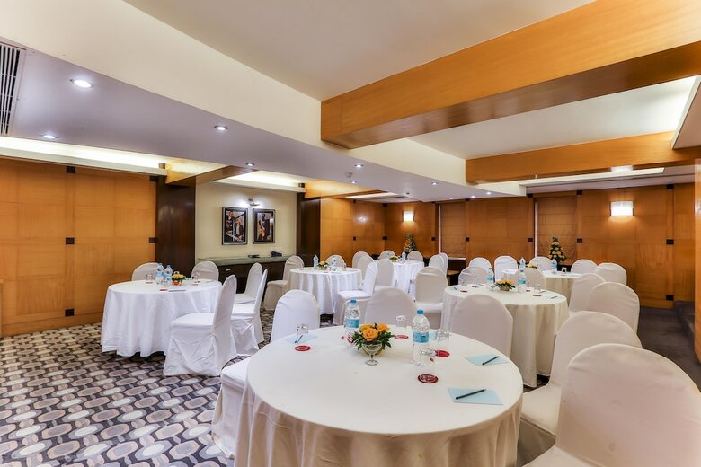 Hotel Sun-n-sand Mumbai