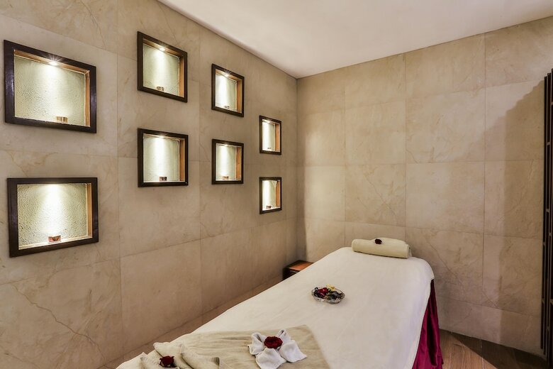 Hotel Sun-n-sand Mumbai