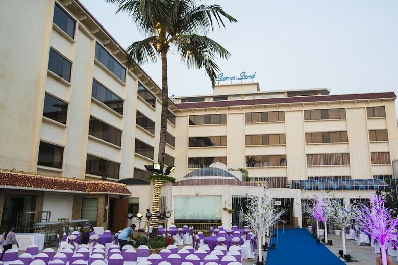 Hotel Sun-n-sand Mumbai