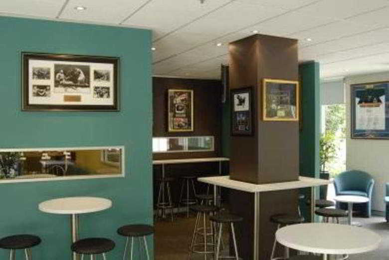 Hotel Quality Suites Clifton On Northbourne