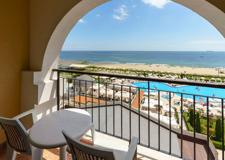 Hotel Alua Helios Bay