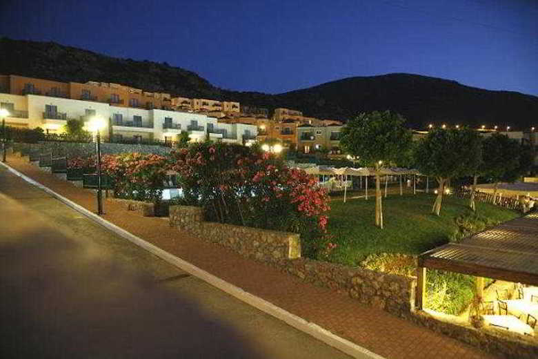 Hotel Mareblue Village