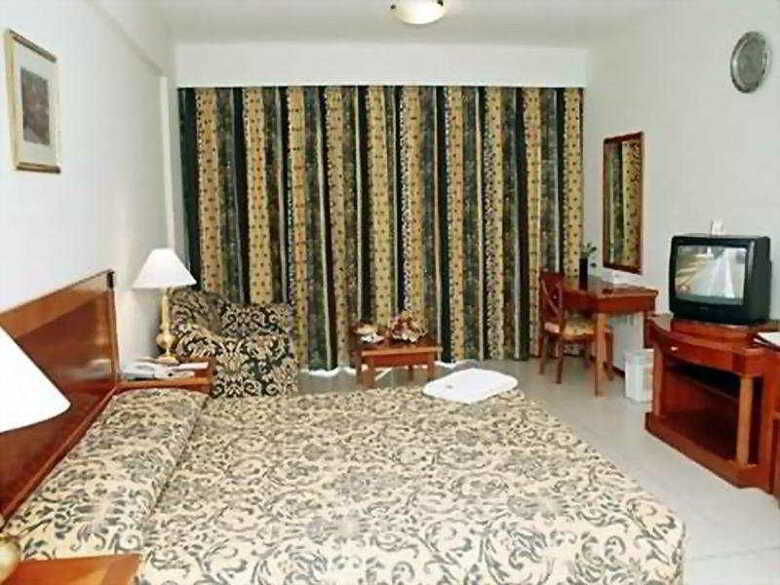 Savoy Park Hotel Apartments