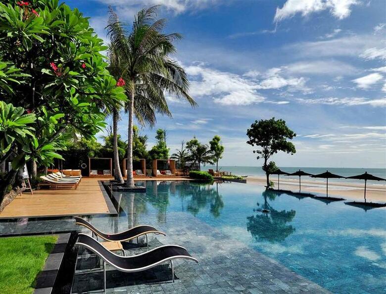 Hotel V Villas Hua Hin