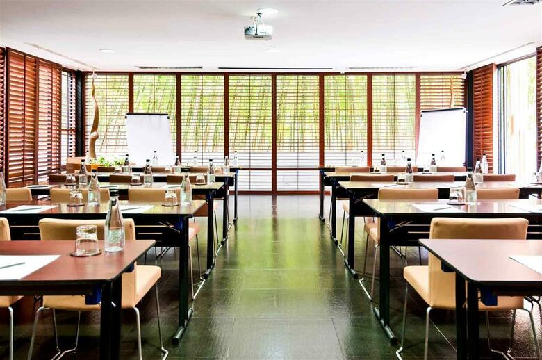 Hotel V Villas Hua Hin