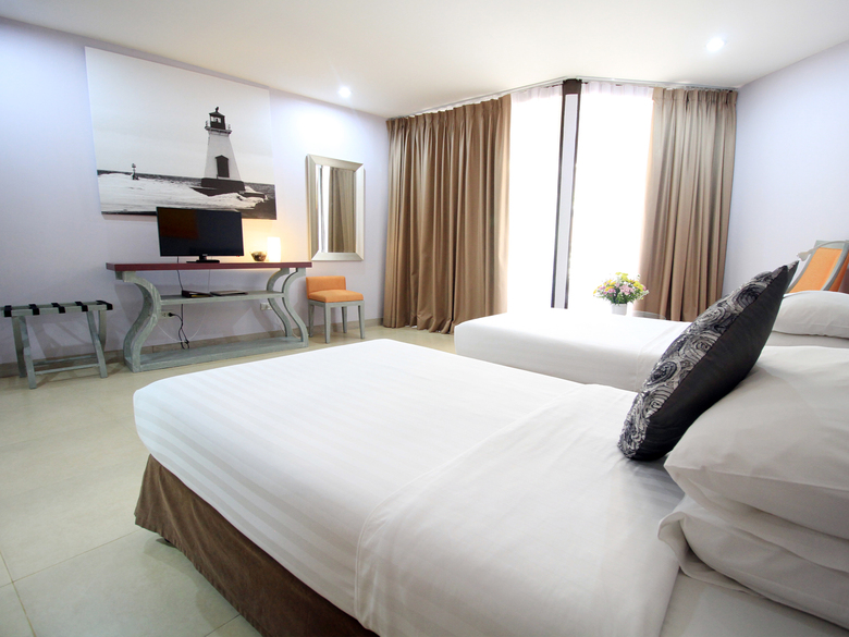 Hotel Tropicana