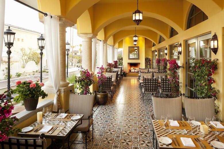 Hotel Montelucia Resort & Spa