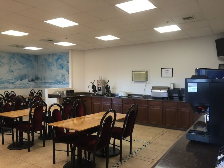 Hotel Quality Inn Airport