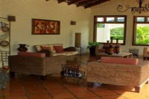 Casa Luna Hotel