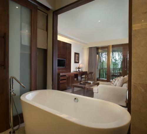 Hotel Ubud Village
