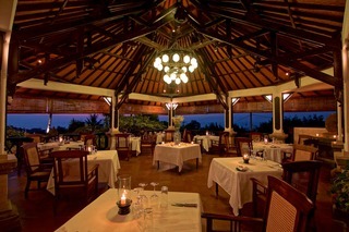 Hotel Damai Lovina Villas