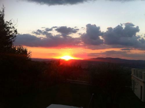 Hostal La Rocca Guest House & Spa
