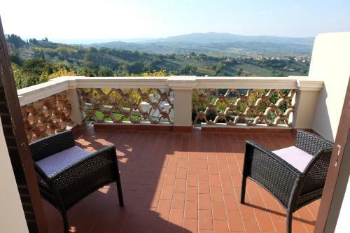 Hostal La Rocca Guest House & Spa