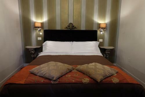 Hostal La Rocca Guest House & Spa