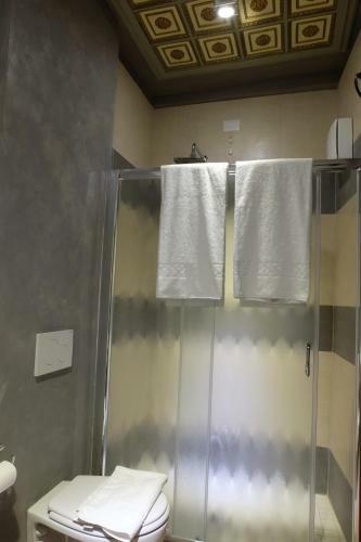 Hostal La Rocca Guest House & Spa