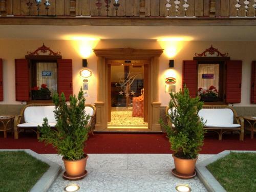 Hotel Albergo Garn� Ajarnola