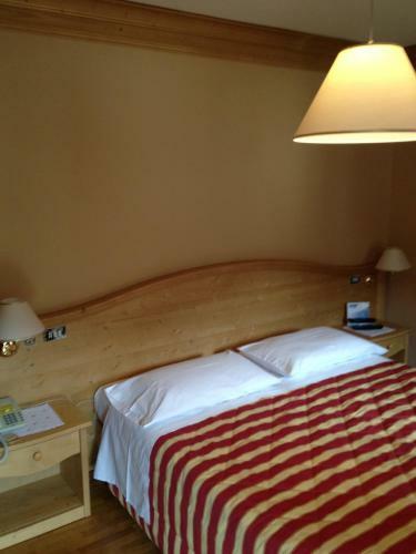 Hotel Albergo Garn� Ajarnola