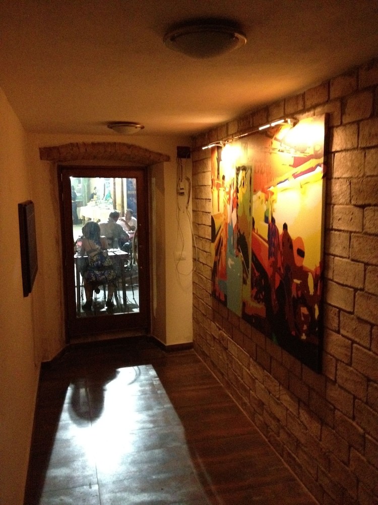 Hostal Il Palazz8