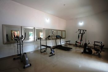 Hotel Jayamahal Palace