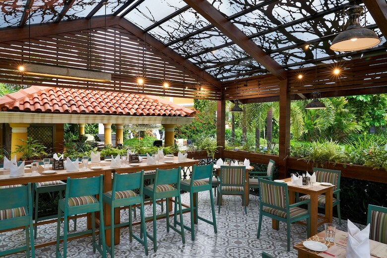 Hotel Phoenix Park Inn Resort