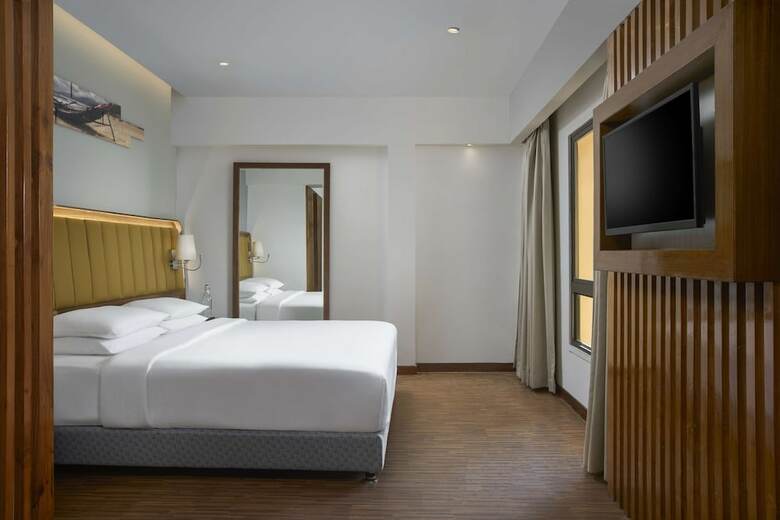 Hotel Phoenix Park Inn Resort