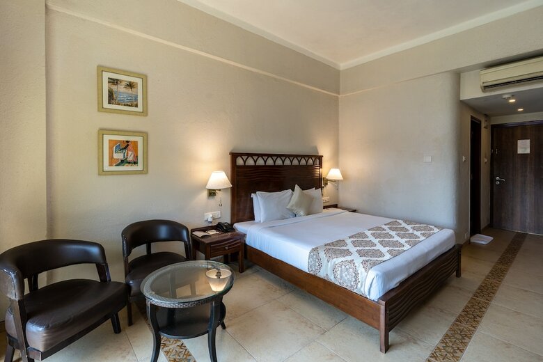 Hotel Neelam The Grand