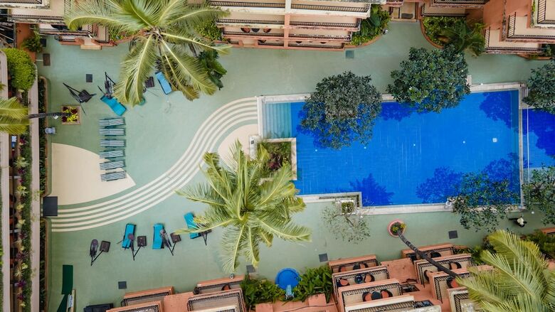Hotel Neelam The Grand