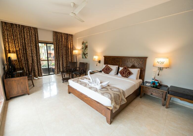 Hotel Neelam The Grand