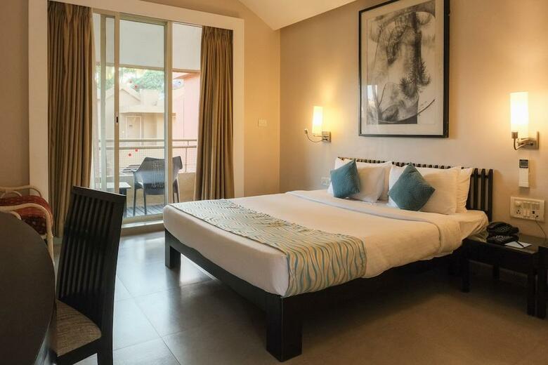 Hotel Whispering Palms Beach Resort
