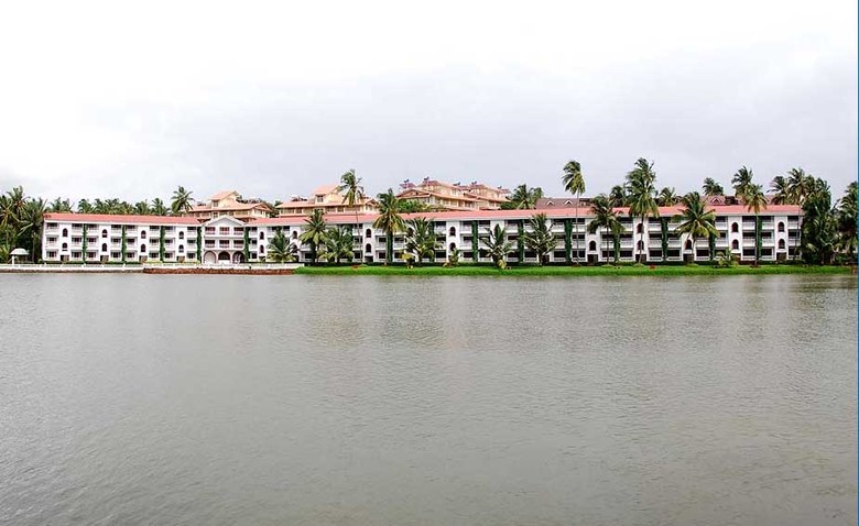 Hotel Resort Marinha Dourada