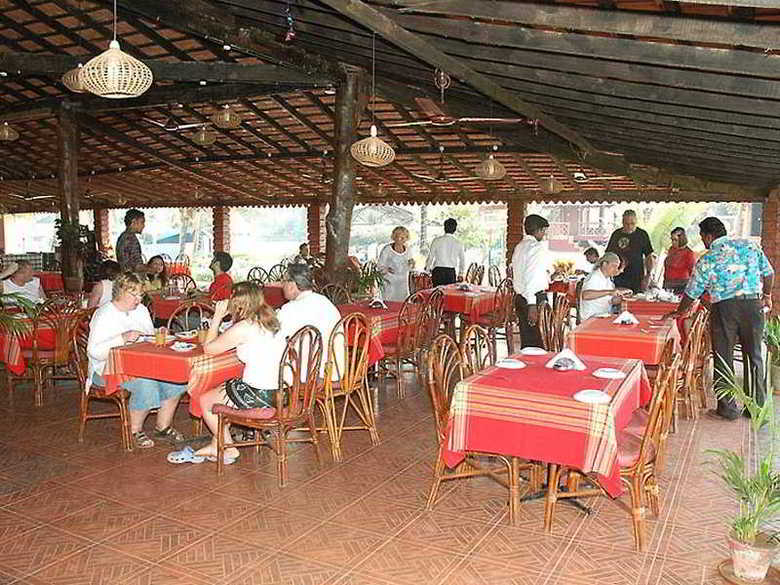 Hotel Paradise Village Beach Resort