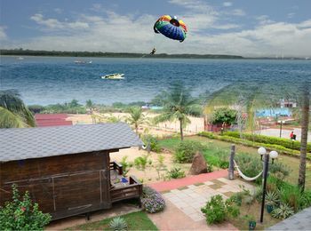 Hotel Paradise Village Beach Resort