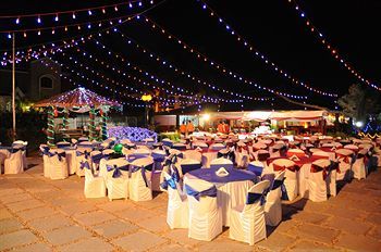 Hotel Paradise Village Beach Resort