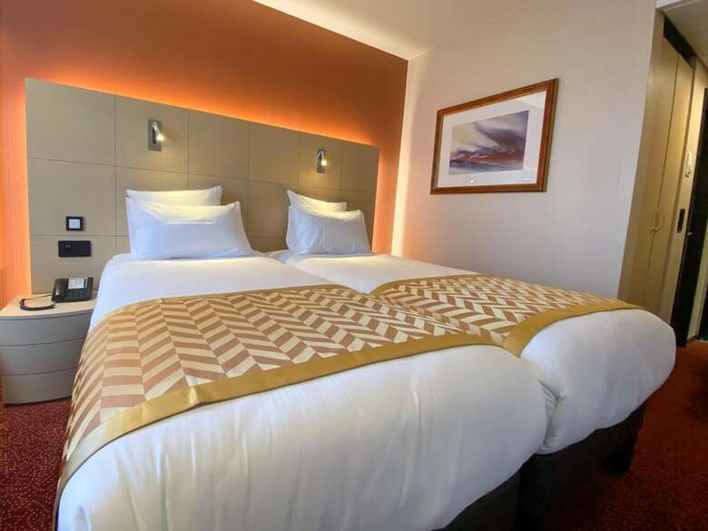 Hotel Nash Airport