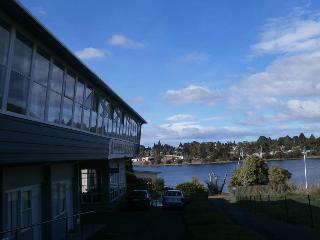 Hotel Leisure Inn Waterfront Lodge, New Town Bay