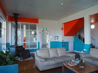 Hotel Leisure Inn Waterfront Lodge, New Town Bay