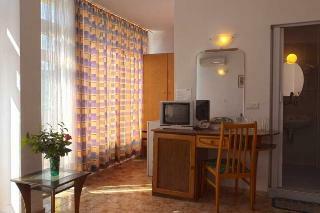 Hotel Varshava