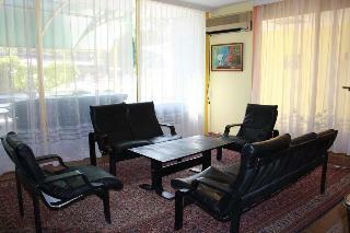 Hotel Varshava
