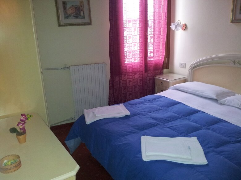 Hotel Casa Linger