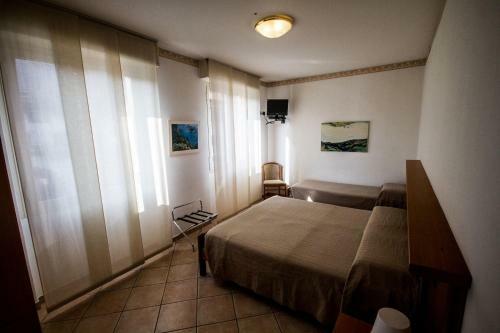 Hotel Albergo Lario